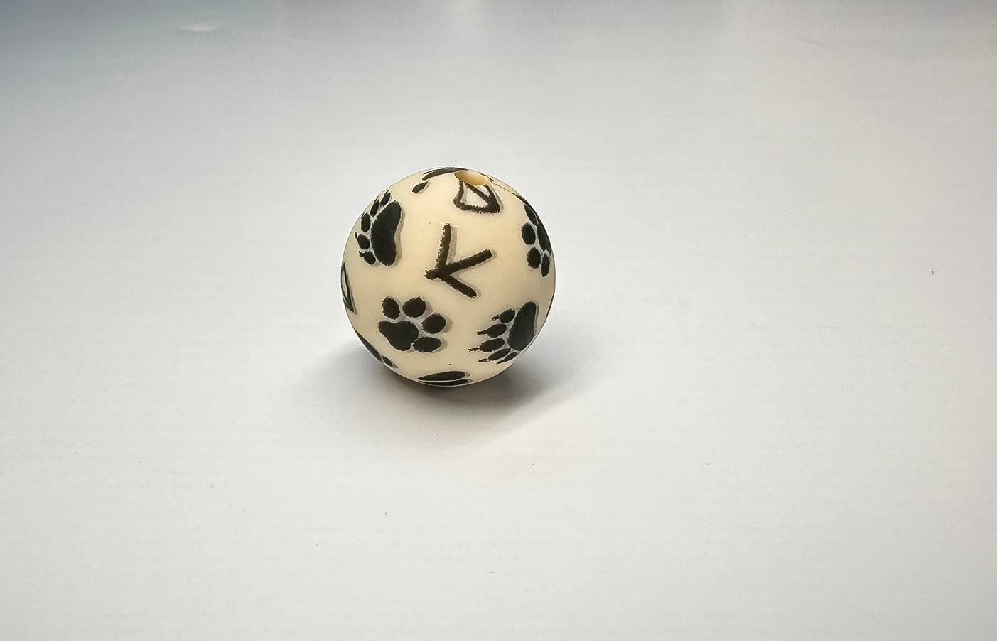 Silicone Bead 15mm - Many Feet