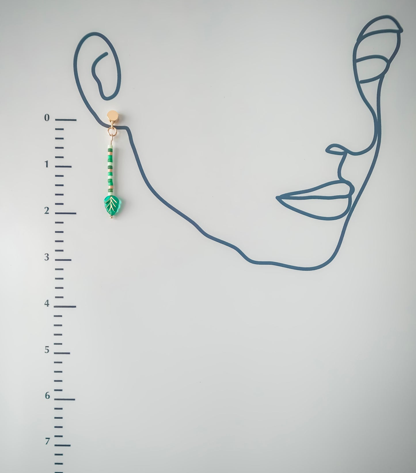Indigenous Handmade Earrings - Green Leaf