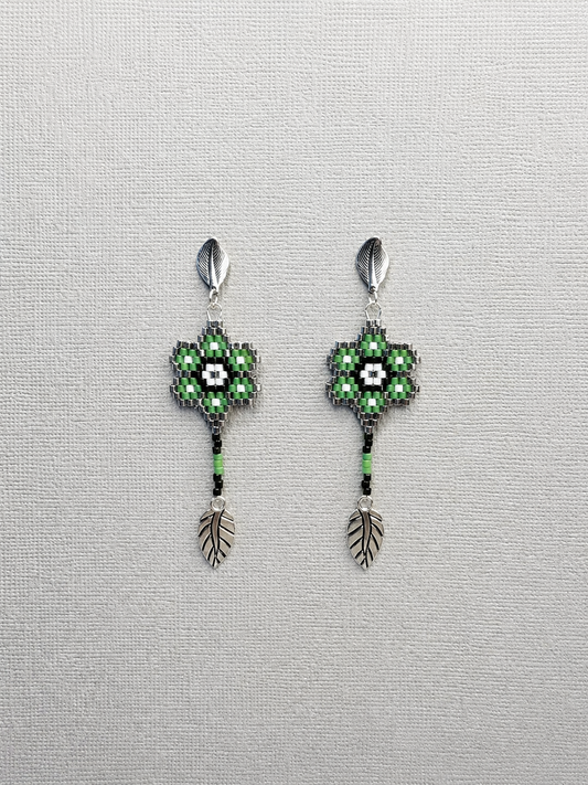 Miyuki Earrings - Flower w/ leaves (green, silver)