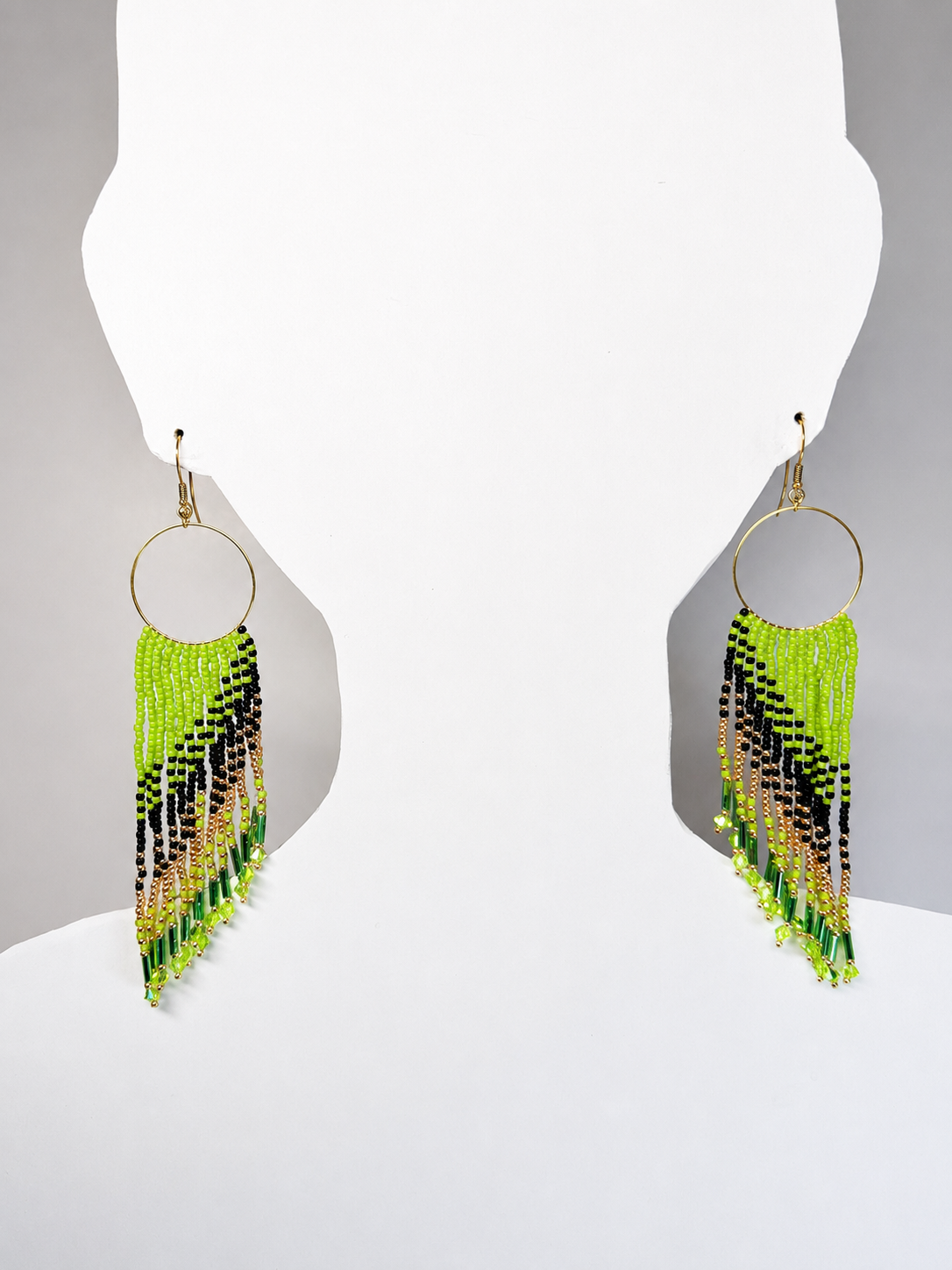 Boucles d'oreilles indigènes faites à la main - Attrape-rêves