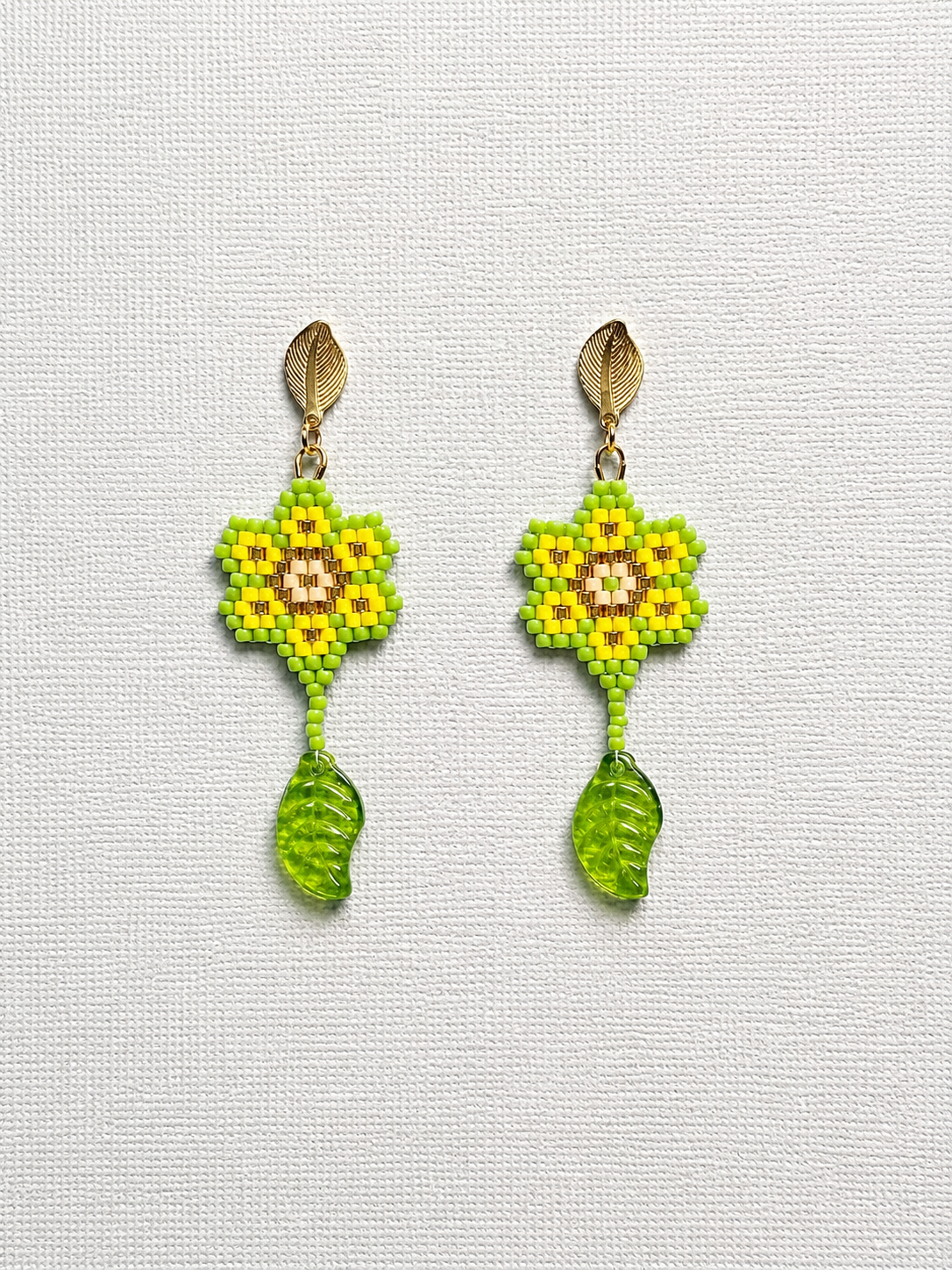 Boucles d'oreilles indigènes faites à la main - Attrape-rêves 