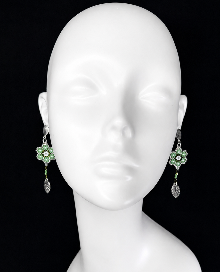 Miyuki Earrings - Flower w/ leaves (green, silver)