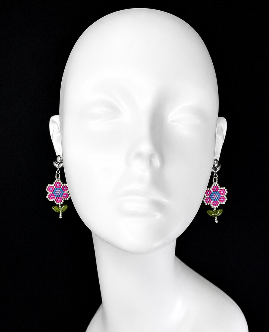 Miyuki Earrings - Flower w/ leaves (pink, silver)