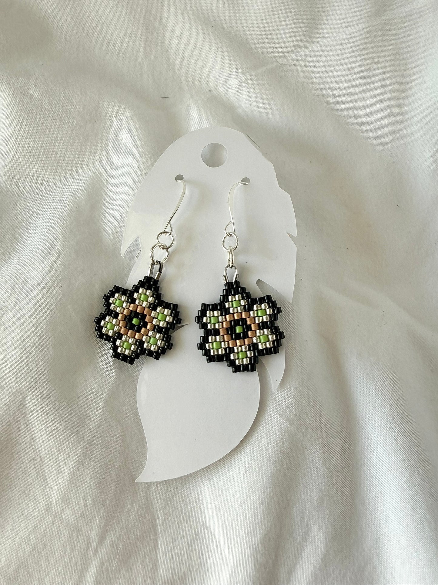 Miyuki Earrings - Black Flower