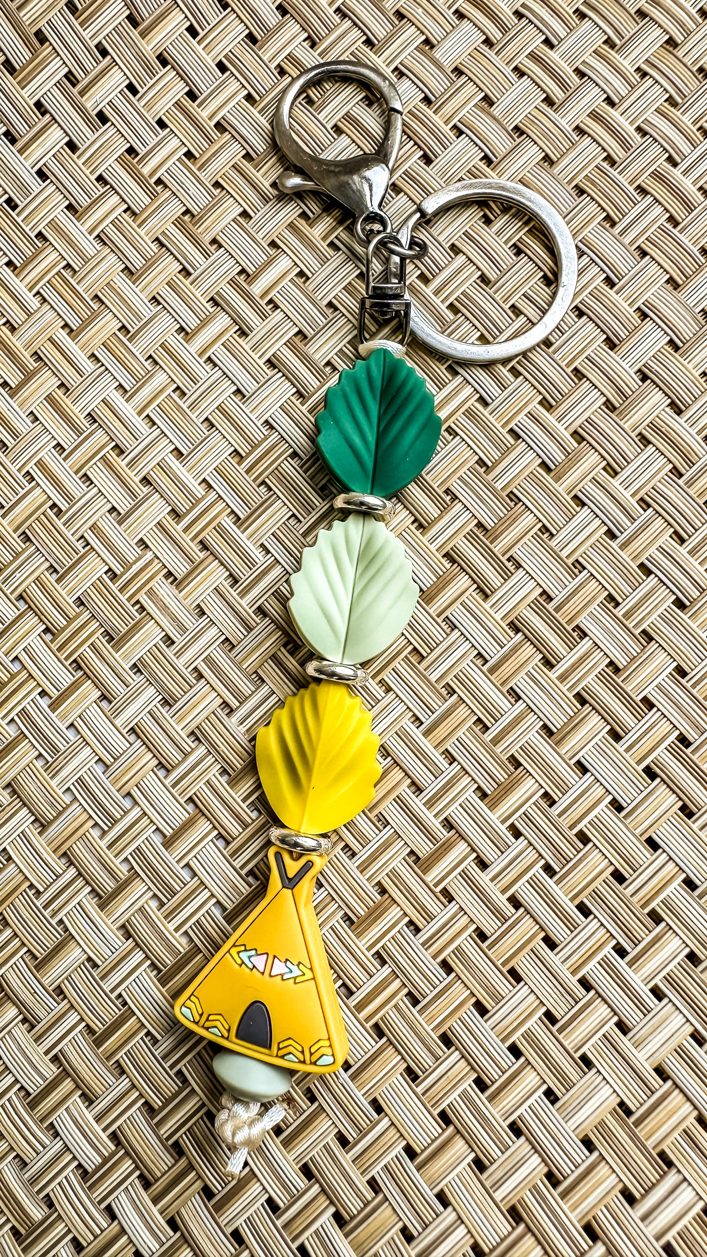 Key Chain - Teepee w/Leaf